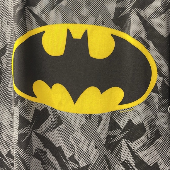 Men’s Batman under armour compression tshirt - Picture 2 of 6
